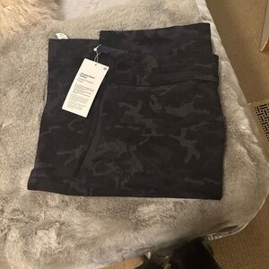 Lululemon Athletica Dark Camo Scarf